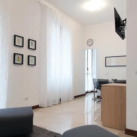 Appartement Your In Duomo Milaan